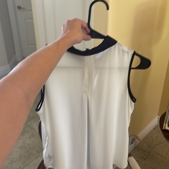 Forever 21 blouse - Picture 2 of 2